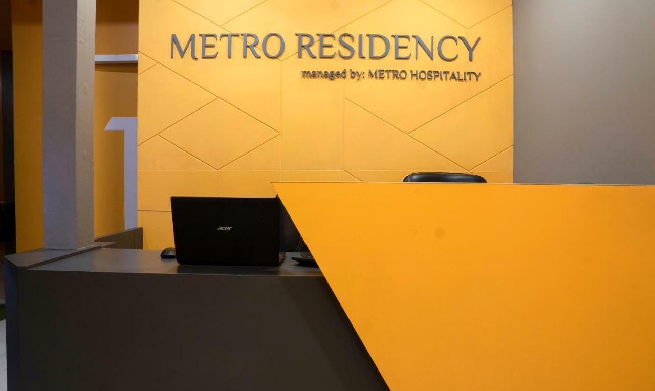 ホテル Oyo Flagship 13885 Metro Residency ムンバイ エクステリア 写真